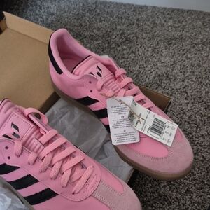 adidas Pink and Black men's Low-Top Sneakers